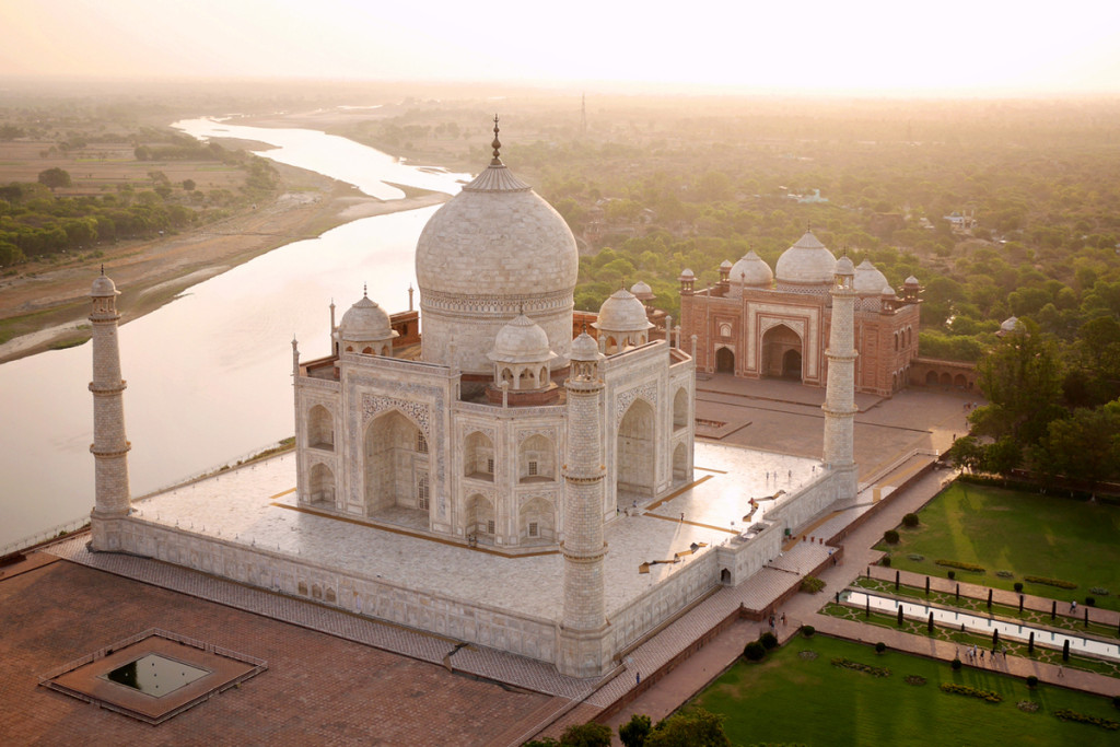 taj mahal by drone